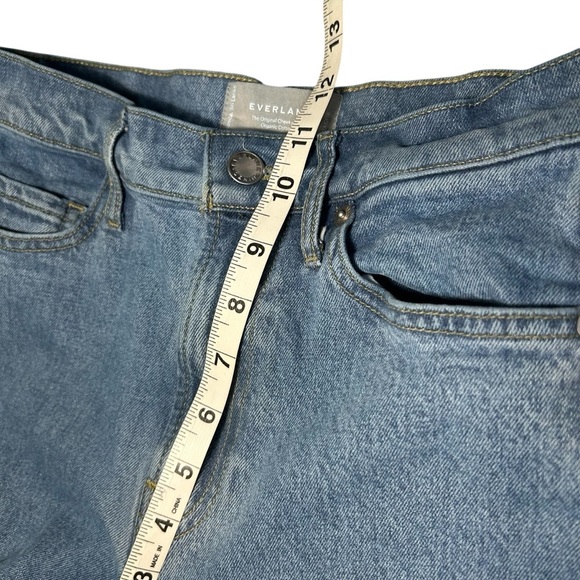Everlane Med Wash High Waisted Cheeky Cropped Jeans Sz 24 - Picture 9 of 11